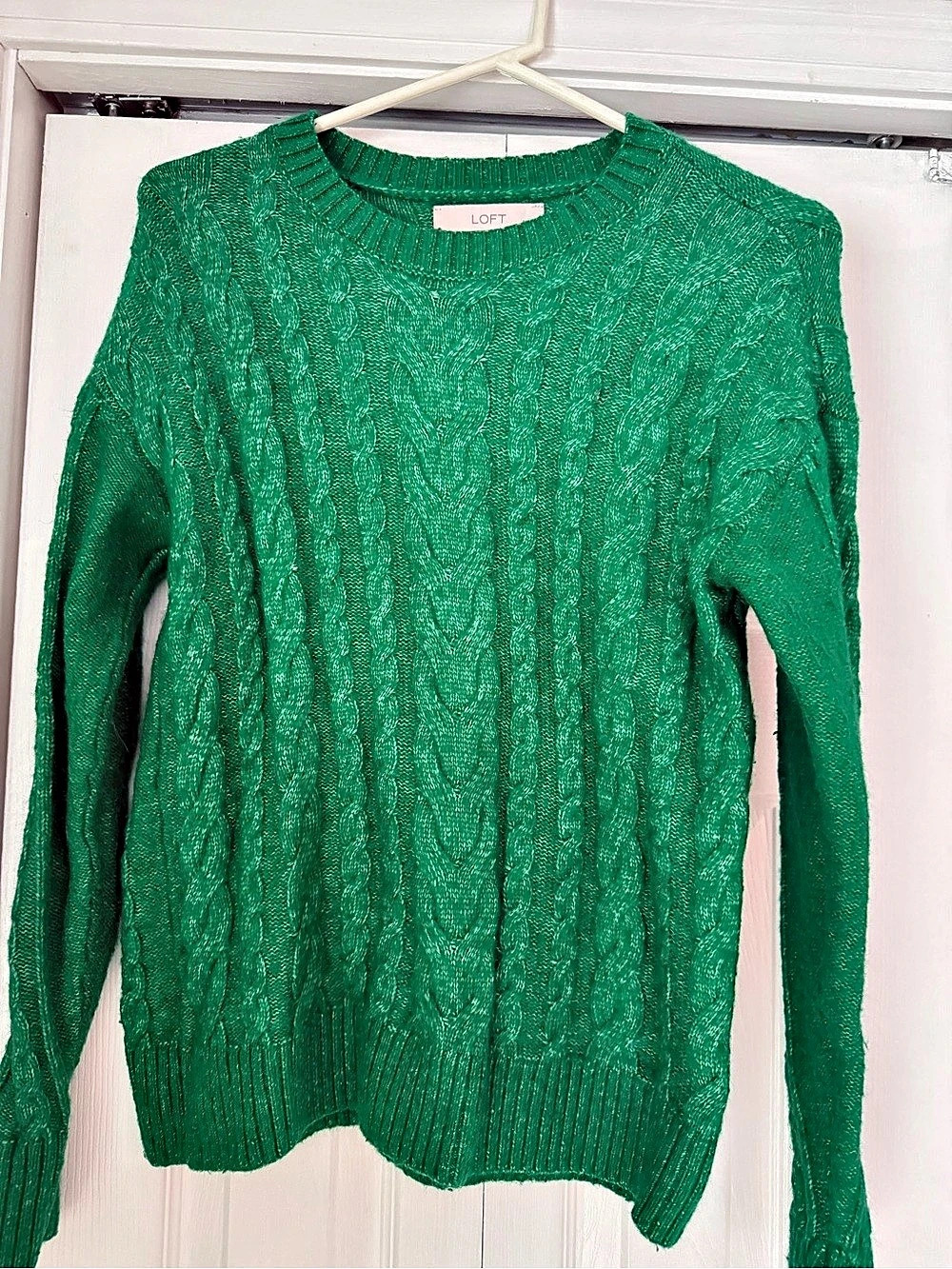 LOFT Cable Knit Sweater in Green Size Small